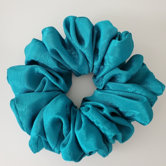 Extra Large Satin Scrunchie - Picture 1 of 1